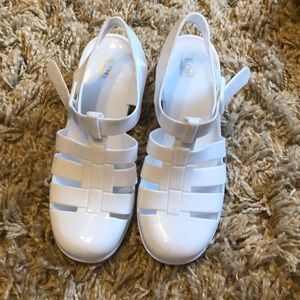 White jelly sandals